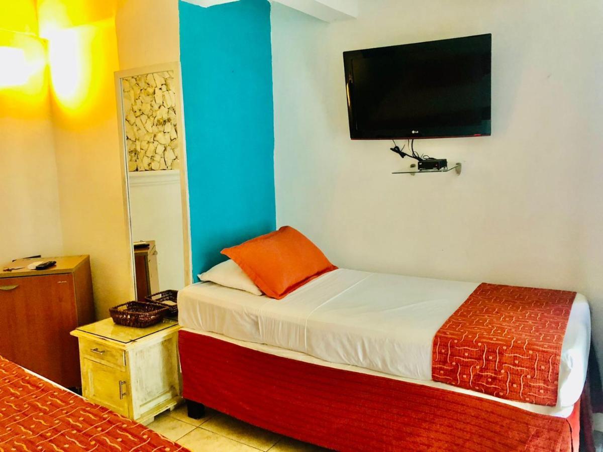 Antigua Calle Almudena Hotel Cartagena Luaran gambar